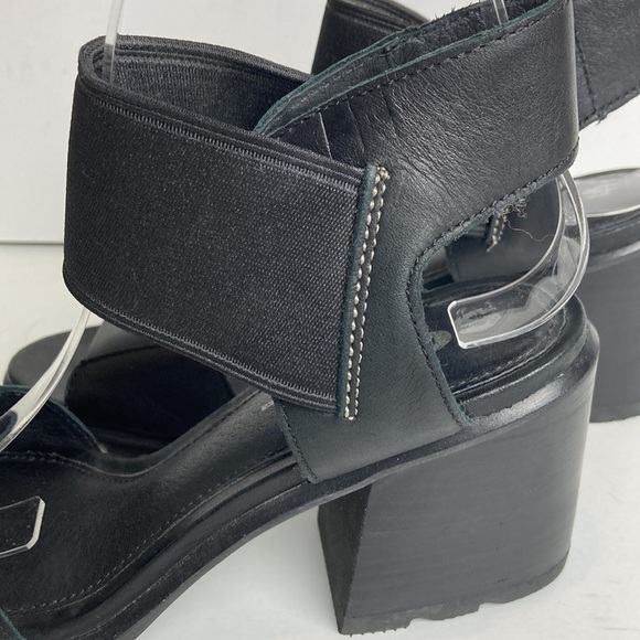 SOREL Nadia Sandal in Black Genuine Leather Size 8.5 Chunky Heel Comfort Gorp - Picture 10 of 16